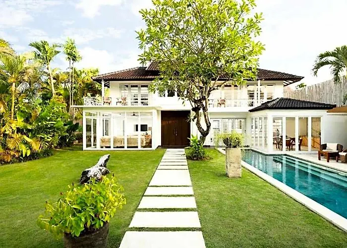 Lovely 5 Bedroom Private Pool With Garden View Ir43 ホテル